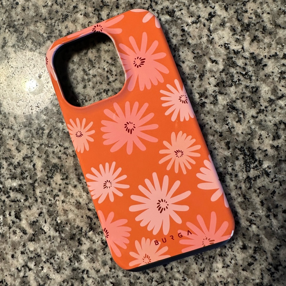 NWOT  🌺 BURGA IPHONE 14 Pro case